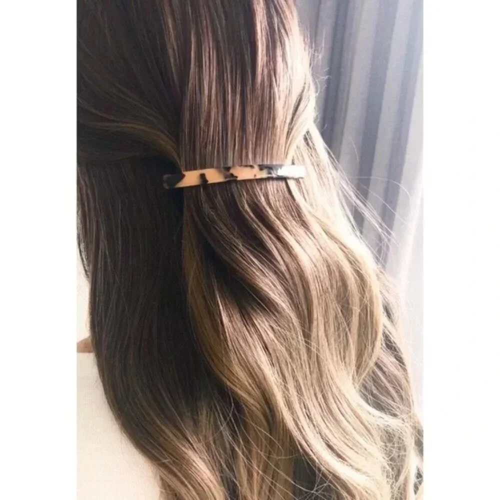 “Anna” Tortoise Shell Chic Hair Barrette Pin/Clip